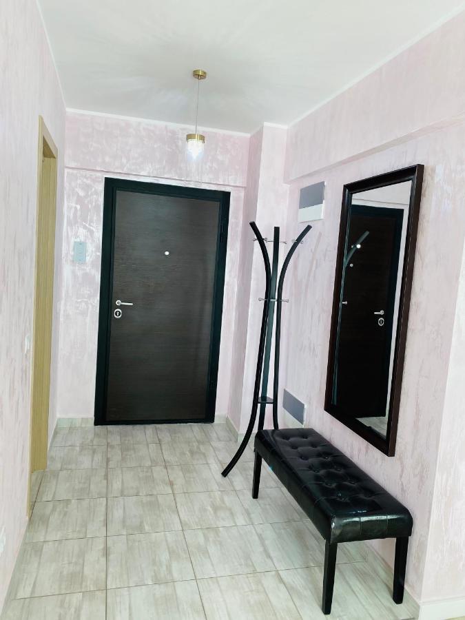 Dina Lux Iasi Apartment Exterior photo